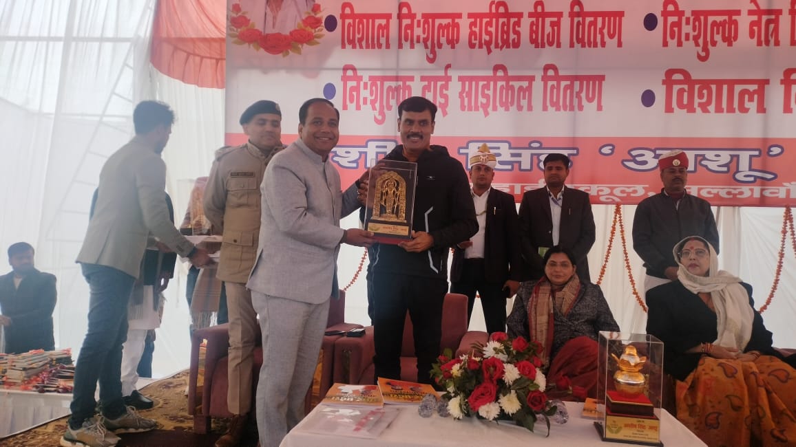 हरदोई पहुंचे मंत्री असीम अरुण का अखिलेश पर पलटवार*