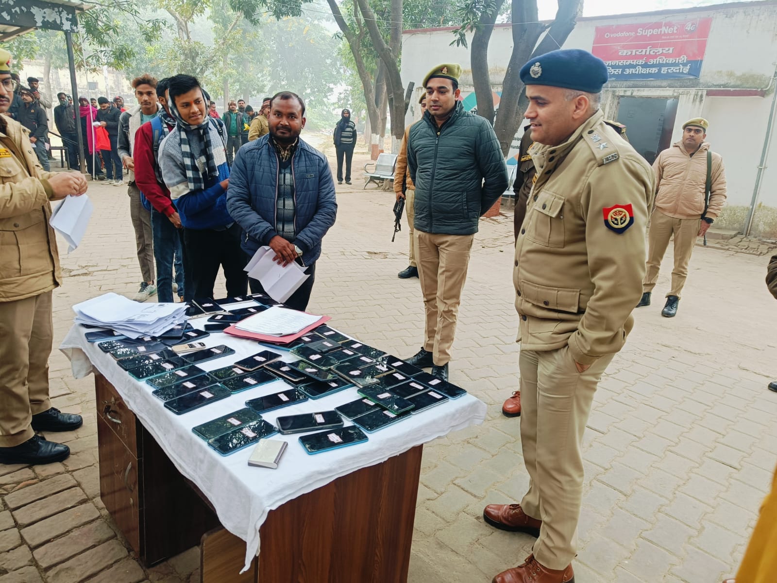 पुलिस सर्विलांस टीम ने 88 खोए हुए मोबाइल किए बरामद