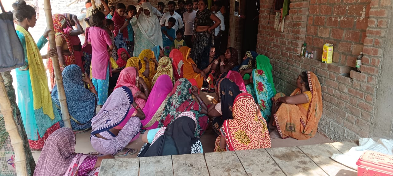 संदिग्ध परिस्थितियों में युवती ने घर के अंदर फांसी लगाकर की आत्महत्या