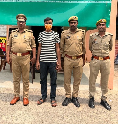 संडीला पुलिस ने 25 हजार के इनामी गैंगस्टर को किया गिरफ्तार