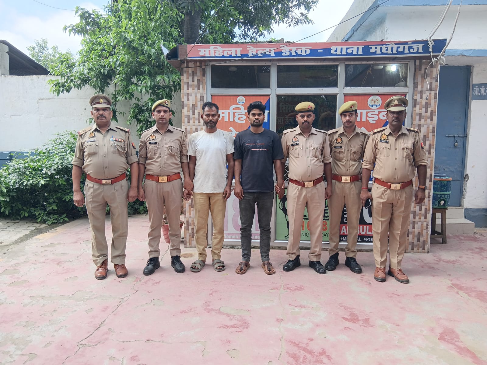 इम्तियाज व असगर बाबा का भेष बनाकर करते थे टप्पेबाजी, पुलिस ने किया गिरफ्तार