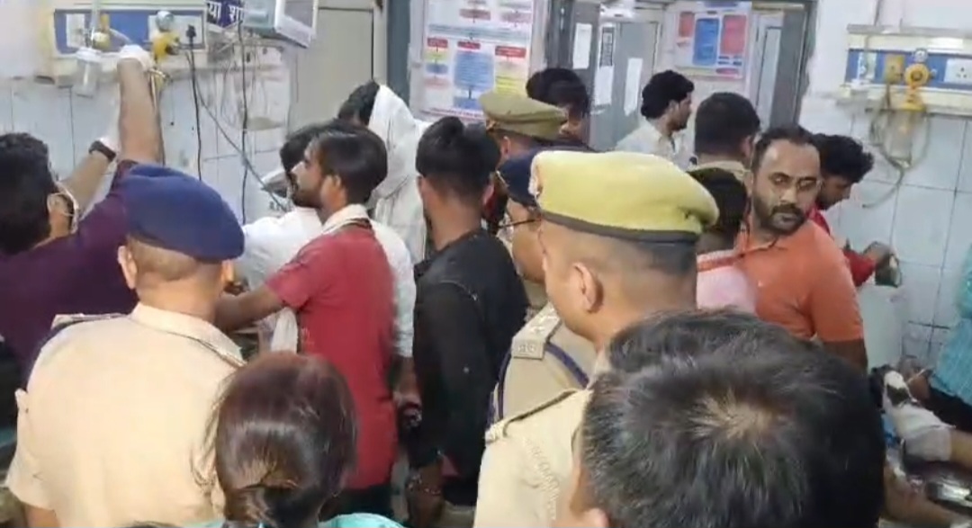  प्रेम प्रसंग के चलते 12वीं के छात्र की गोली मारकर हत्या, सीओ समेत कई थानों का फोर्स पहुंचा