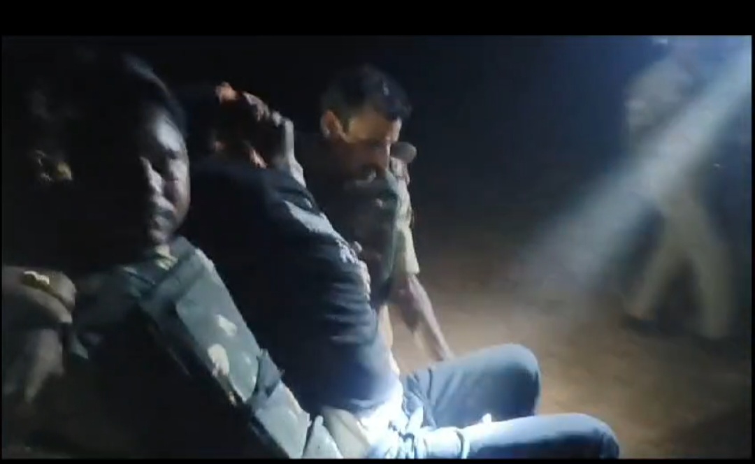 पाली थाना क्षेत्र में हुई पुलिस मुठभेड़, हत्यारोपी अदनान के पैर में लगी गोली 