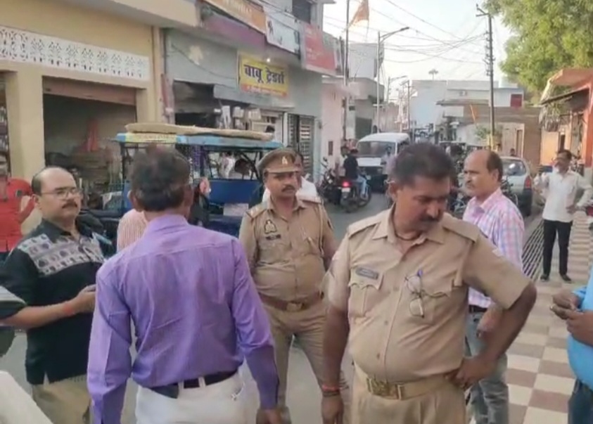 पुलिस के साथ स्वास्थ विभाग की टीम ने नवजात को बेचने की बात करने के मामले में अस्पताल किया सीज