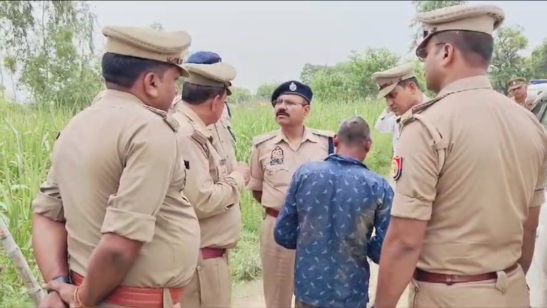  7 वर्षीय बच्ची का गन्ने के खेत में मिला शव, बेरहमी से की गई बालिका की हत्या, 18 घंटे से थी लापता