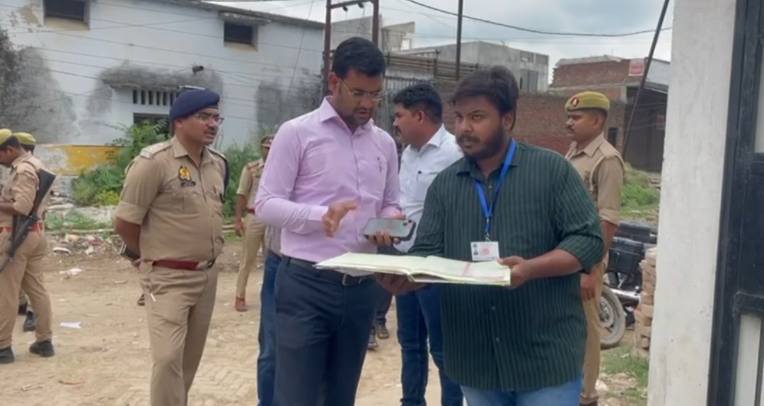 उपसंभागीय परिवहन कार्यालय पर एसडीएम ने मारा छापा, बोले शासन को भेजेंगे रिपोर्ट