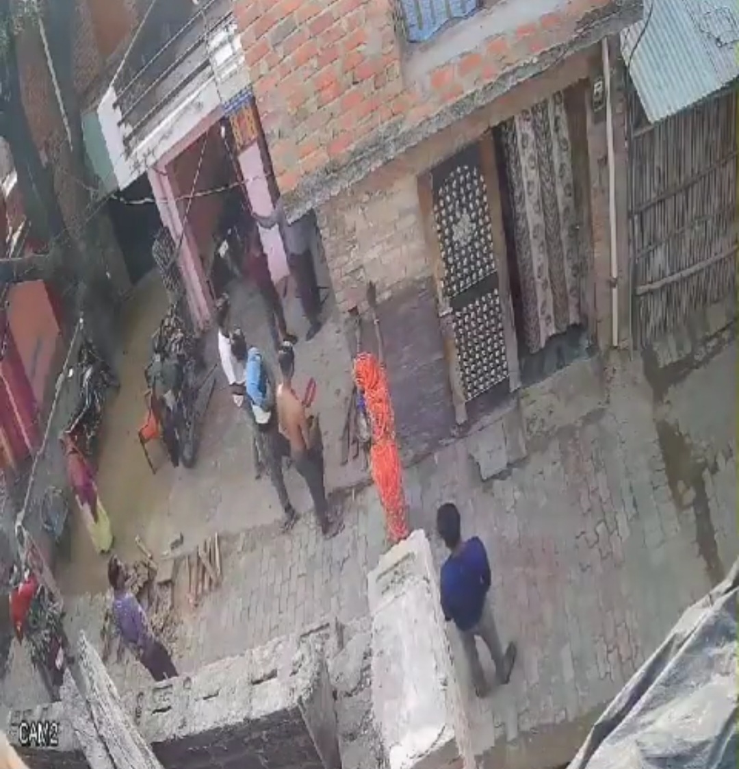 हरदोई में एक दलित नाबालिग बालक को रस्सी से हाथ बांधकर पीटा 