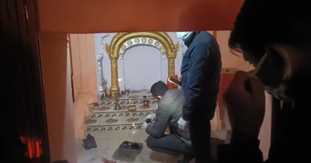 हरदोई में मंदिर से अष्टधातु की मूर्तियां चोरी, श्रद्धालुओं में आक्रोश