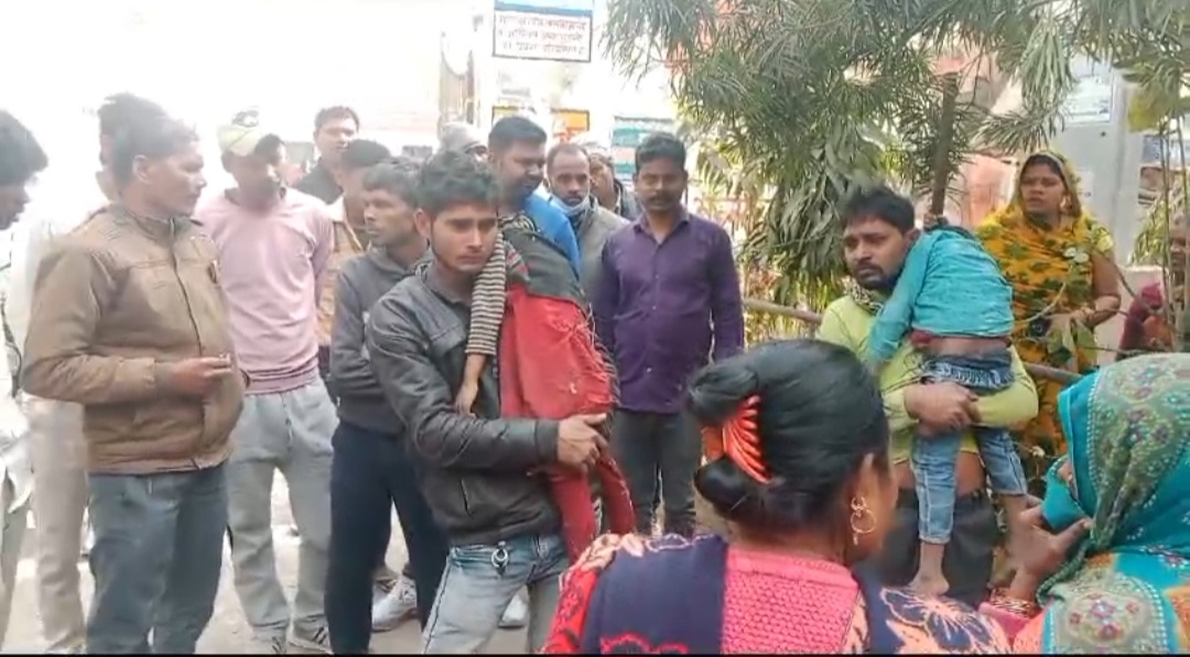 तेज रफ्तार कार ने दो मासूम बच्चों को कुचला