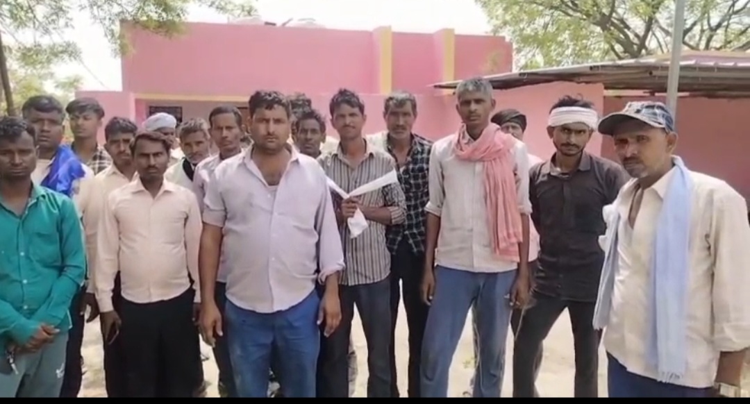 तेज रफ्तार कंटेनर ने बाइक सवारों को रौंदा, मां-बेटी की मौके पर दर्दनाक मौत