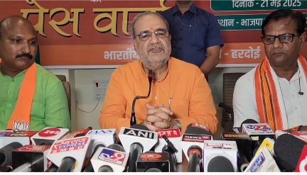 हरदोई पहुंचे भाजपा प्रदेश अध्यक्ष भूपेंद्र चौधरी, कानून व्यवस्था और ऑपरेशन सिंदूर पर बोले, सपा पर किया तीखा प्रहार