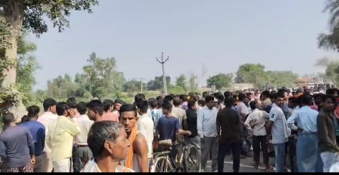 महिला की गोली मार कर हत्या