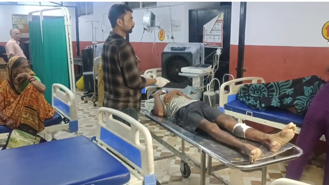 6 साल की मासूम की दुष्कर्म और हत्या का आरोपी पुलिस मुठभेड़ में पैर में गोली लगने से घायल,मेडिकल कालेज में कराया गया भर्ती