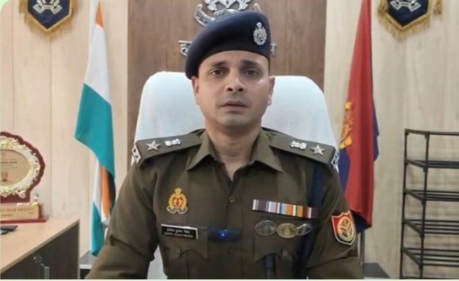 हरदोई में रिश्वत मांगने के आरोप में महिला आरक्षी निलंबित, सीओ बिलग्राम की रिपोर्ट पर एसपी ने की कार्रवाई, विभागीय जांच शुरू